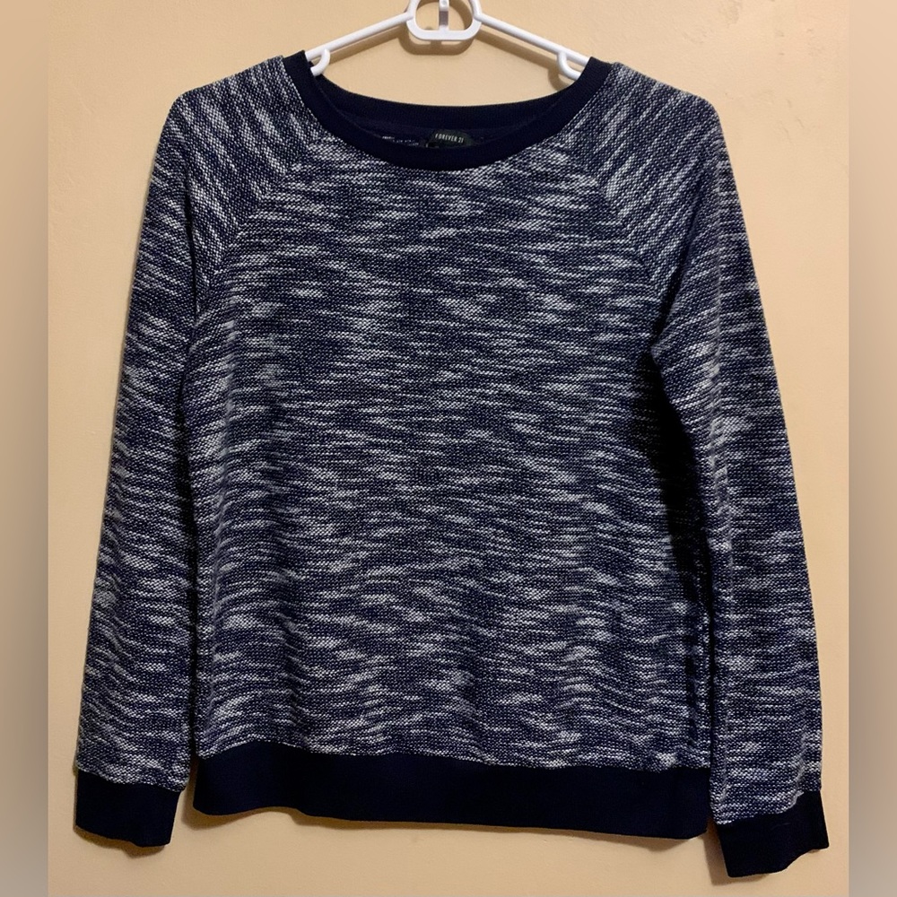 Sweater - Forever21 - Medium